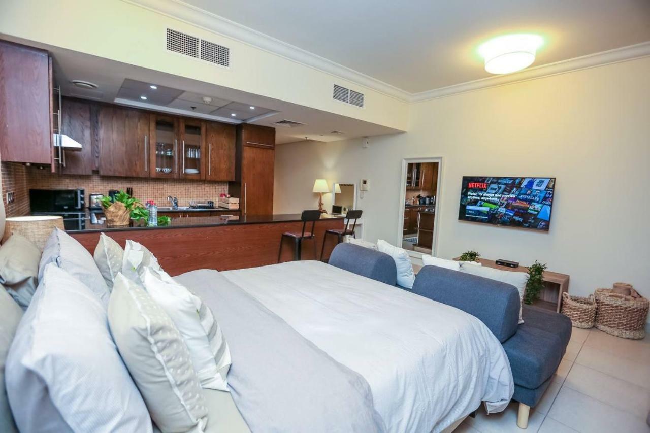 Апартаменты Prime Retreats - Downtown Дубай Экстерьер фото