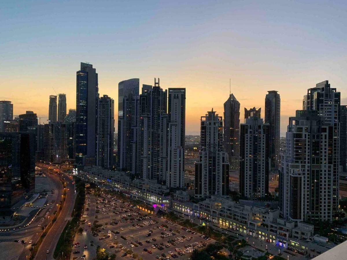 Апартаменты Prime Retreats - Downtown Дубай Экстерьер фото